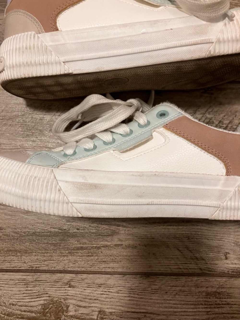 Rocket Dog White Sneakers with Tan, Light Blue, and Lilac Accents - Picture 3 of 6
